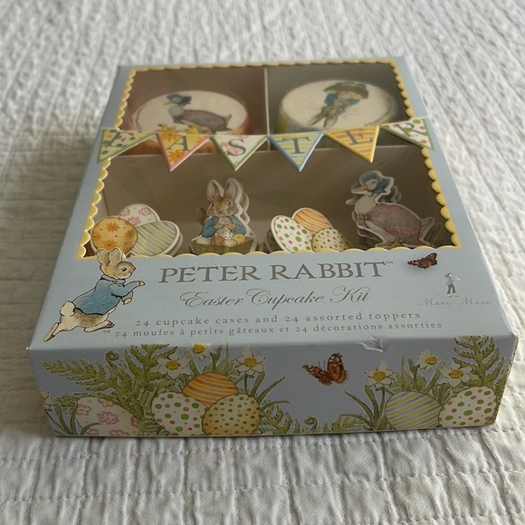 Peter Rabbit Easter Cupcake Kit 24 cases and Toppers - Picture 3 of 5